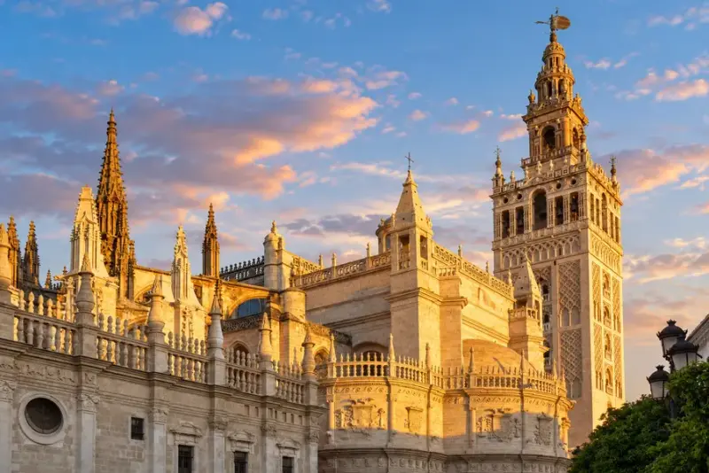 La Cattedrale e la Giralda al tramonto